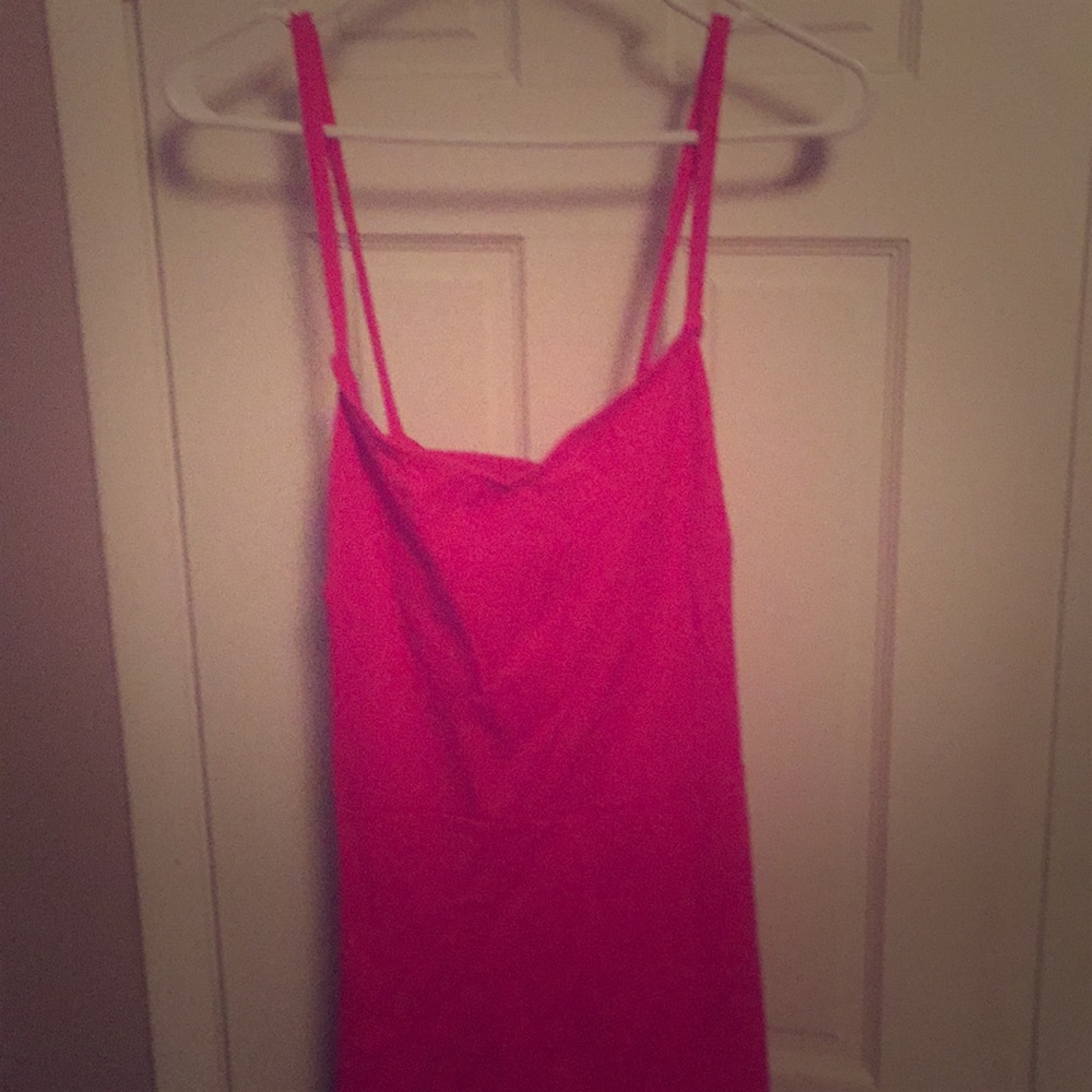 Old Navy hot pink razor back summer dress!